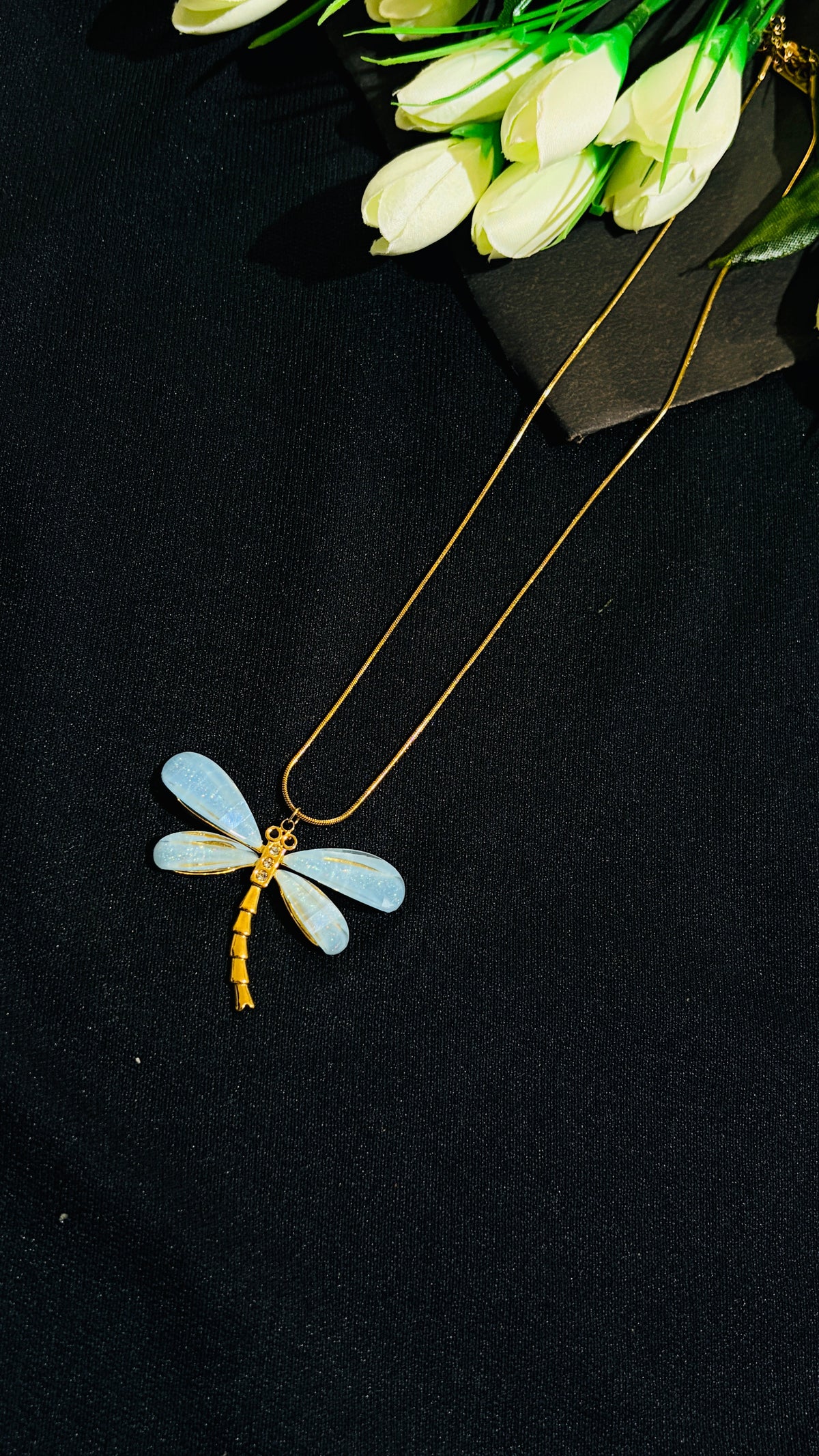 Dragonfly statement Antitarnish chain alternate view 1