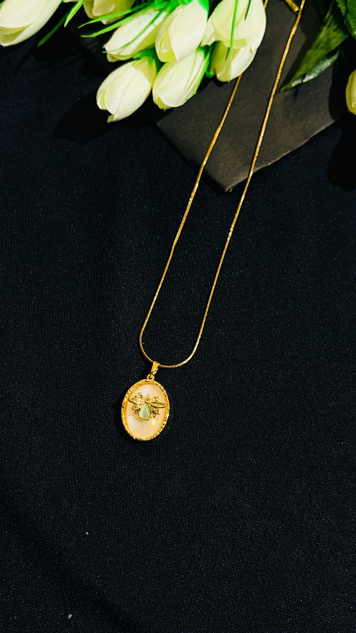 Honeybee Antitarnish chain alternate view 1