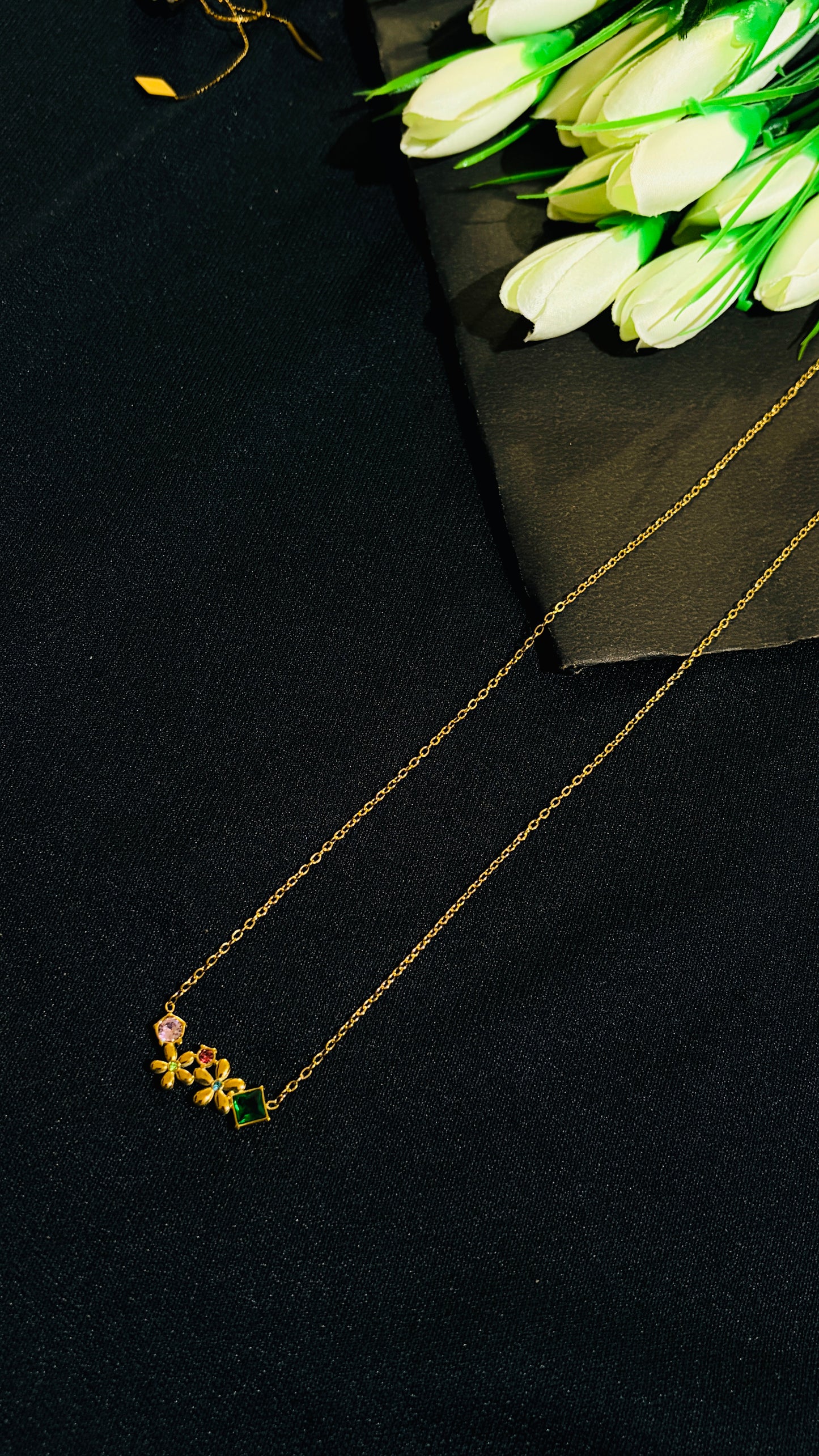 Emerald Green flower Antitarnish chain