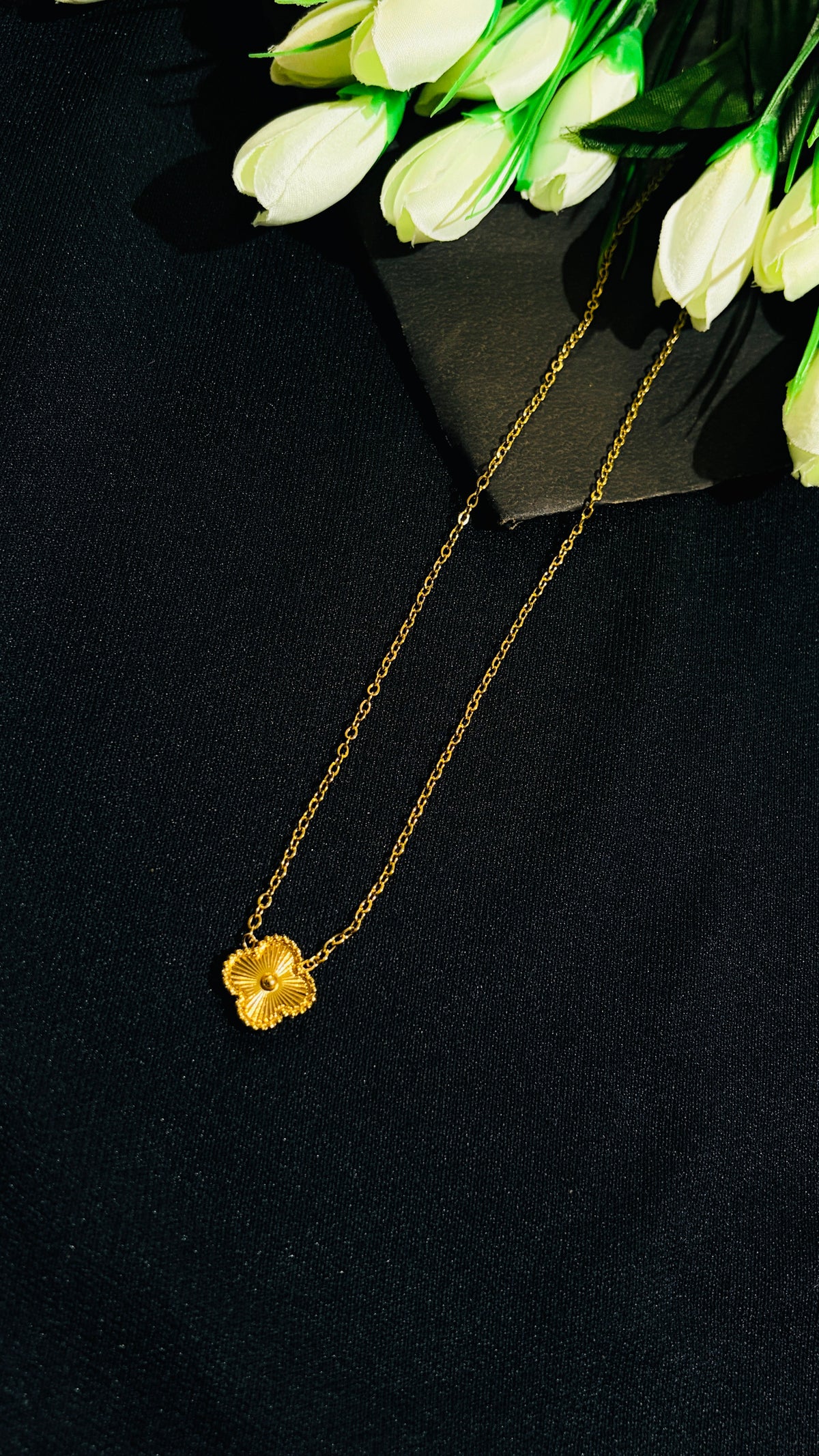 Minimalist Antitarnish chain alternate view 1