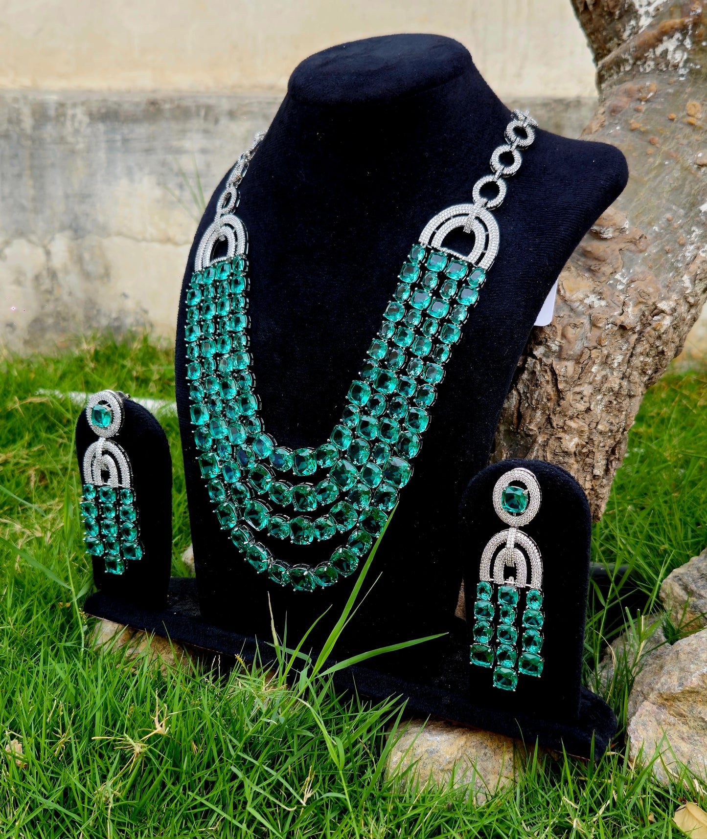 Elegant Green Stone Necklace Set with American Diamonds – Royal & Stylish