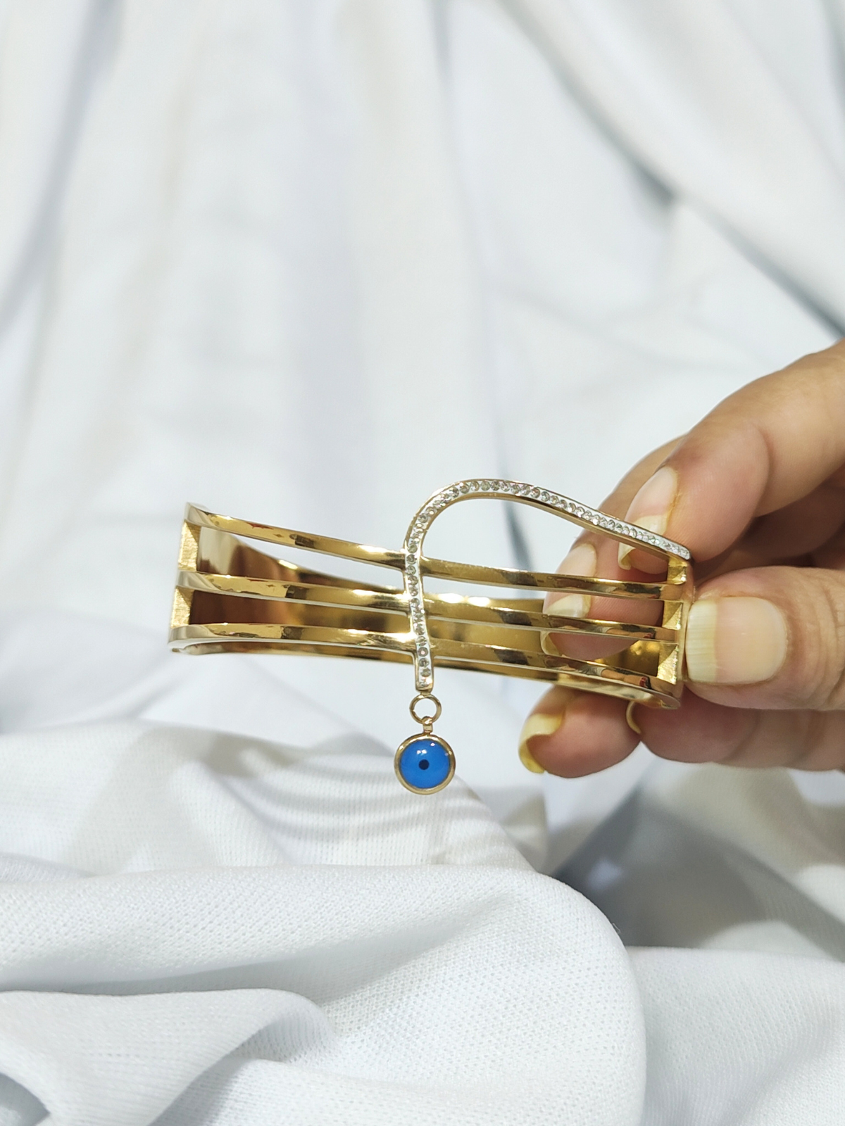Gold-tone anti-tarnish evil eye bracelet for women