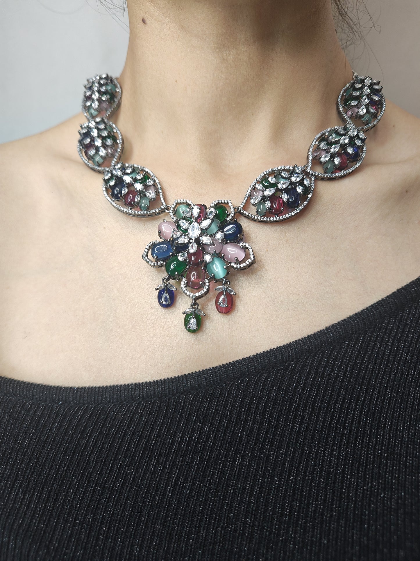 Multicolour Gemstone Floral Necklace Set