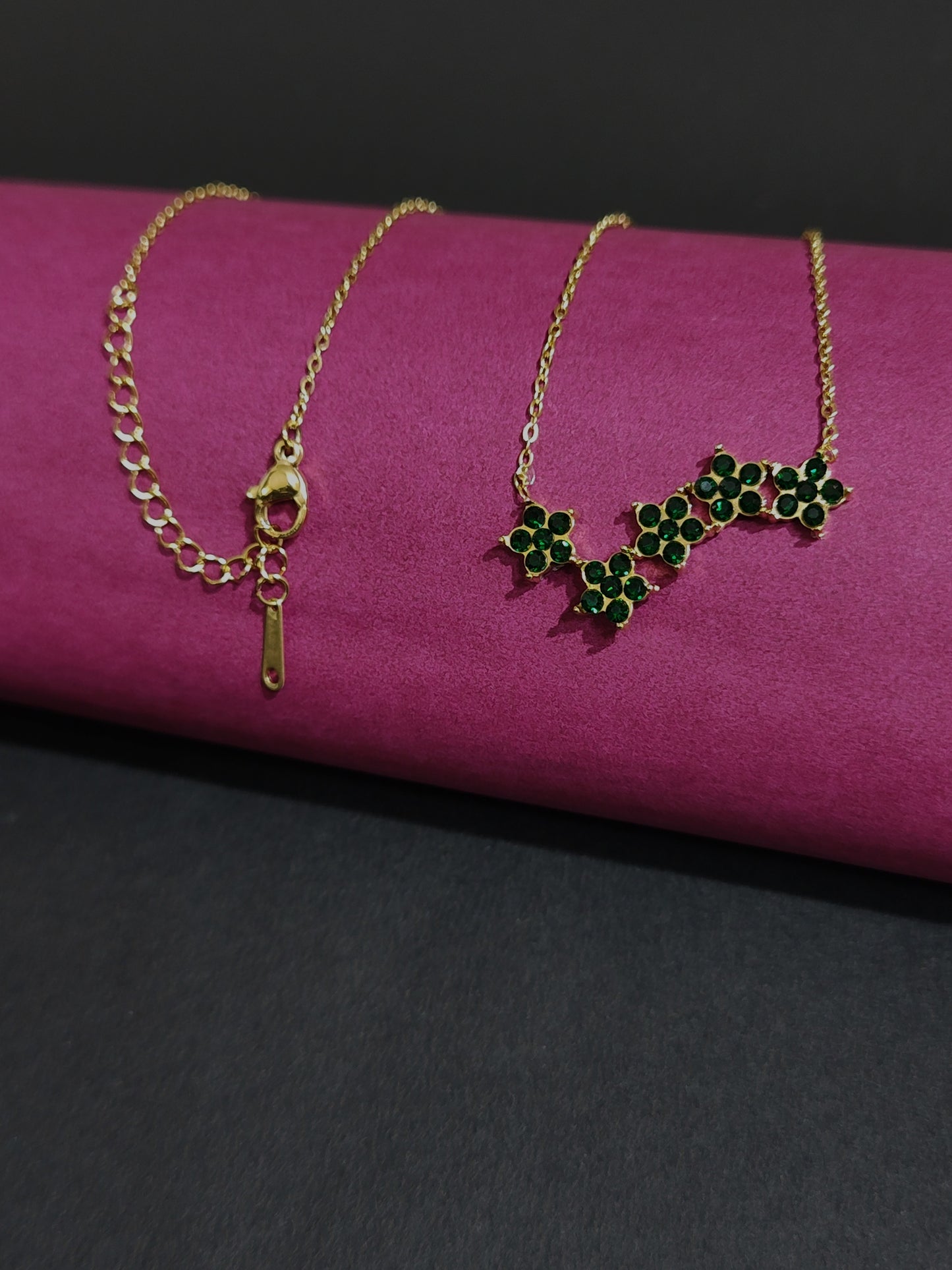 Anti-tarnish gold necklace with green floral stone design