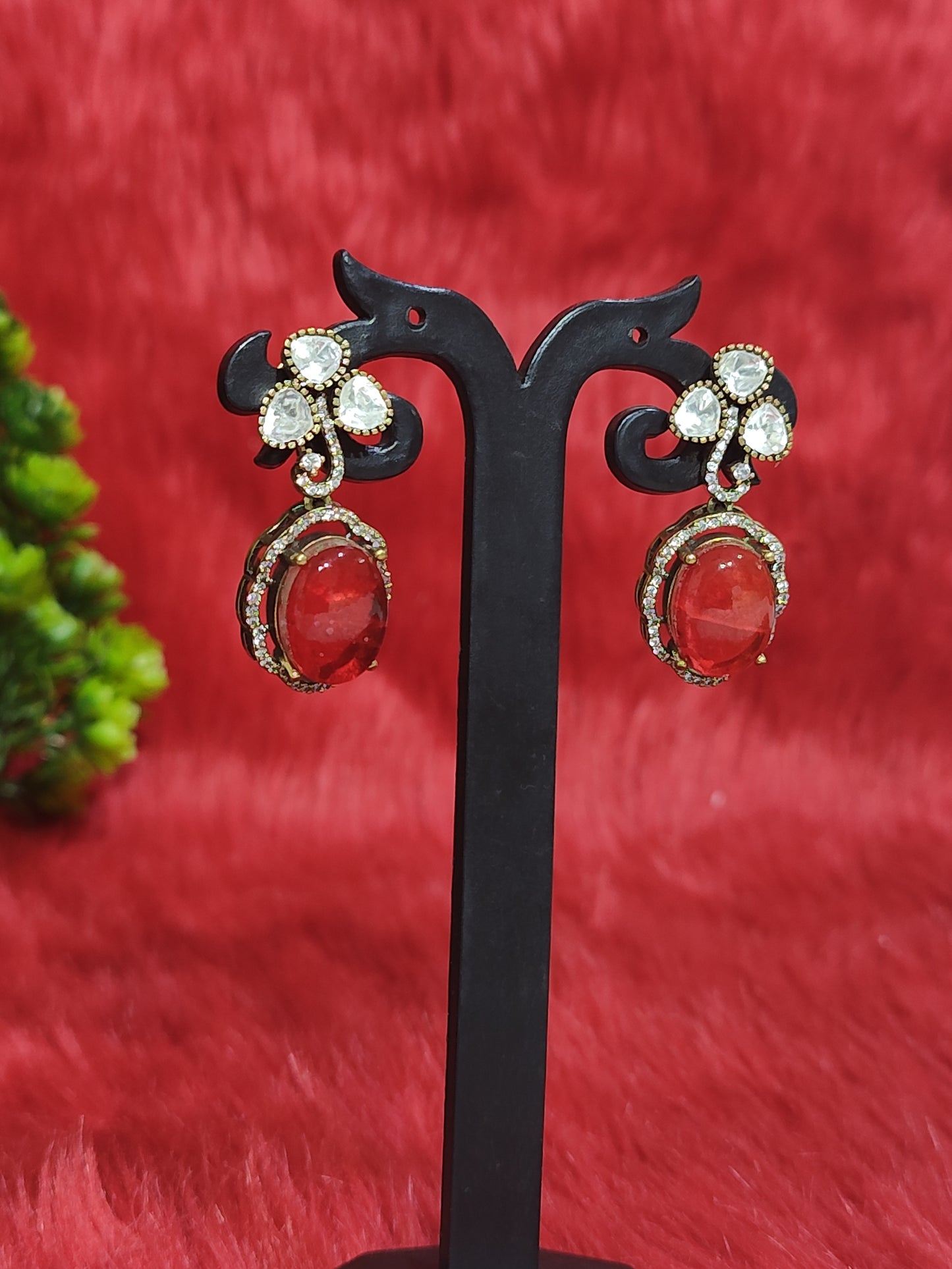 Pota Doublet Kundan matching Earrings