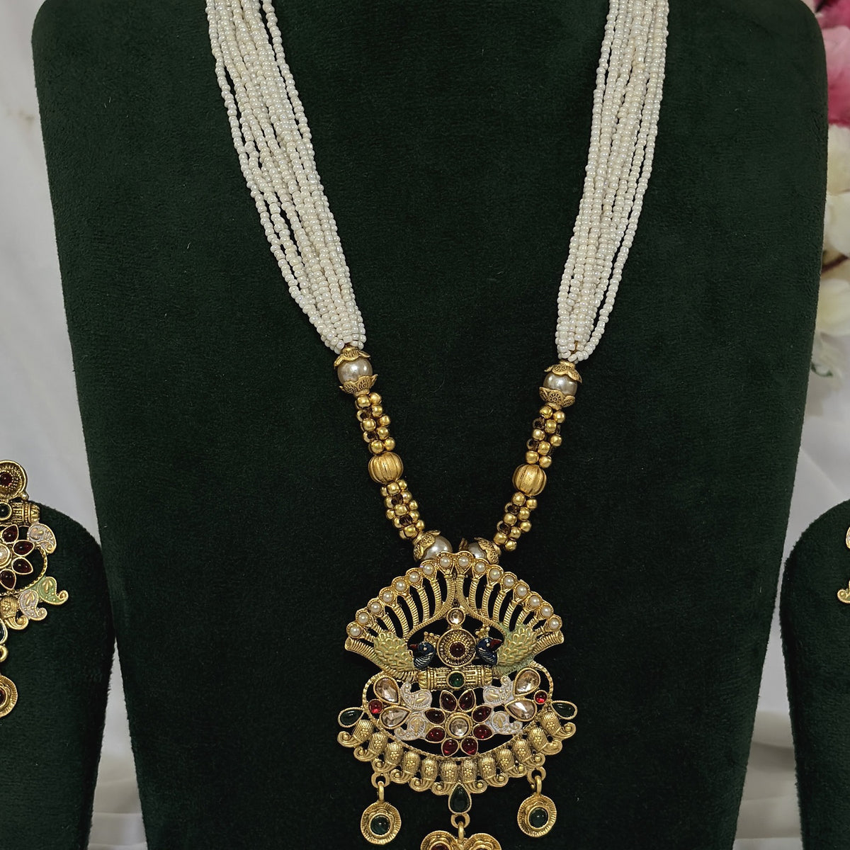 Copper-Finish Long Necklace Set – Design 1 close-up detail