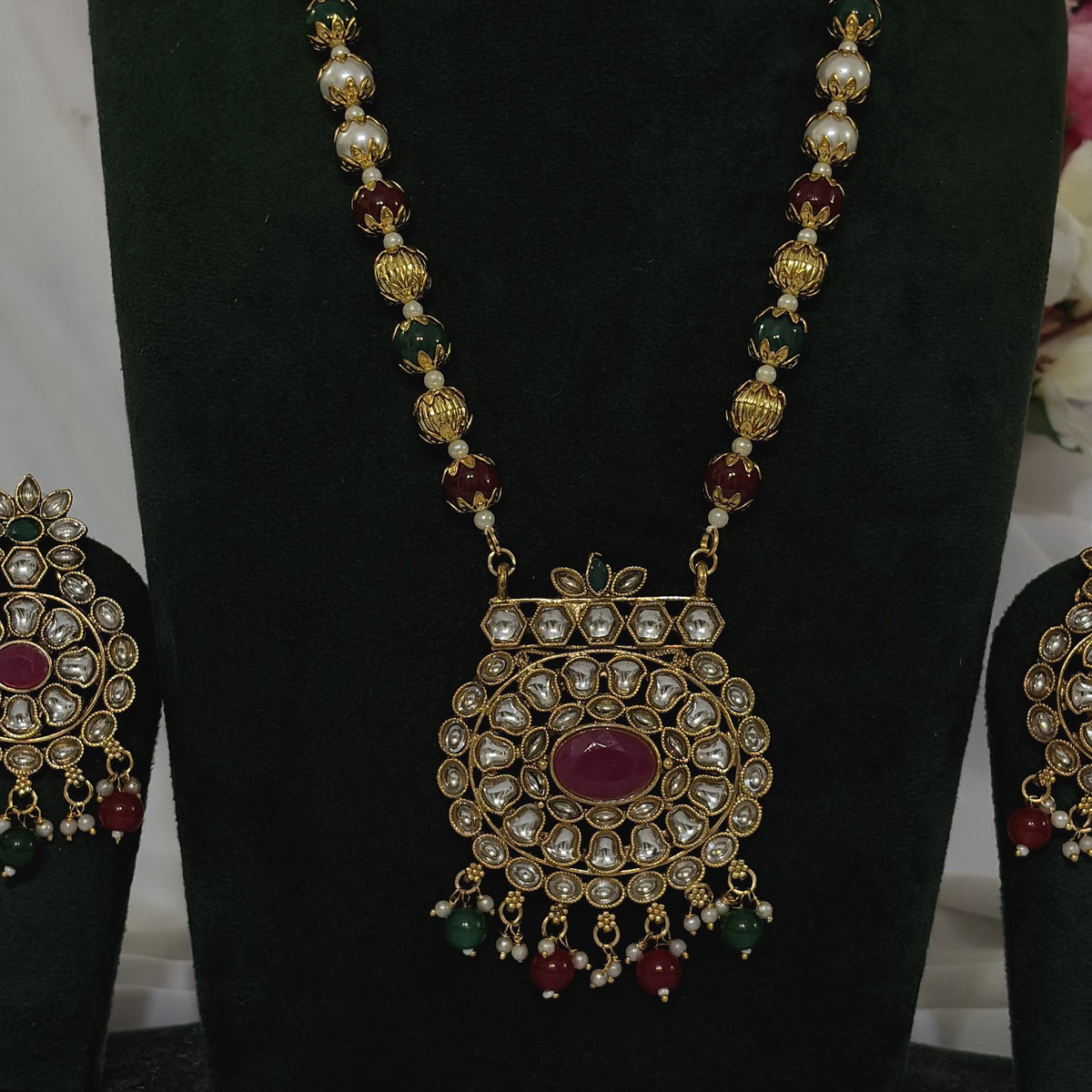 Kundan-Style Long Necklace Set – Design 2 close-up detail