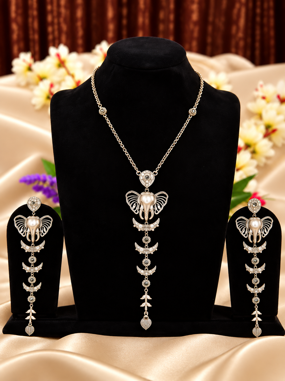 Oxidised silver replica elephant motif lariat necklace set with matching long earrings