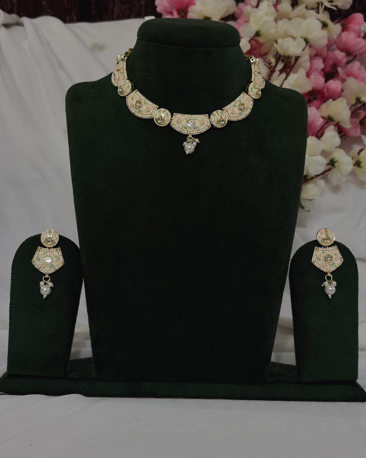 Meena Kari Necklace full product view
