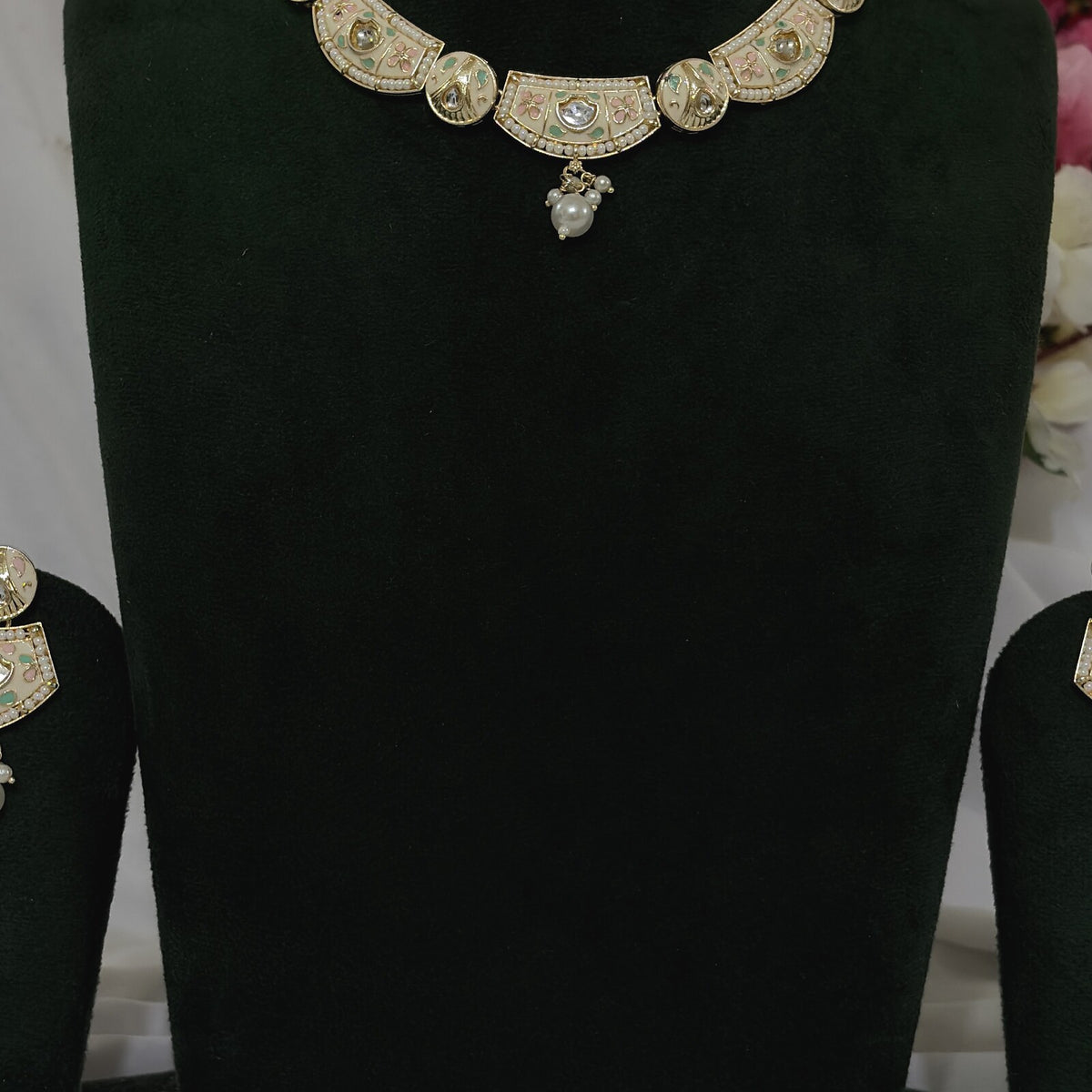 Meena Kari Necklace close-up detail