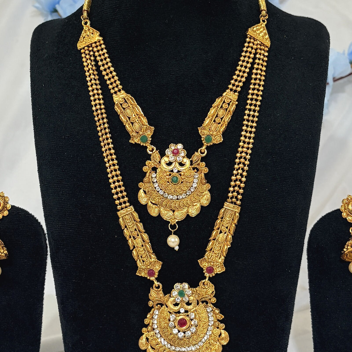 Combo Necklace close-up detail