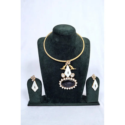 KantiKundan Polki Hasli Necklace with Mother-of-Pearl Accents
