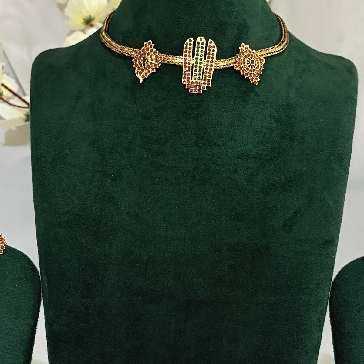 Venkateshwar Choker close-up detail