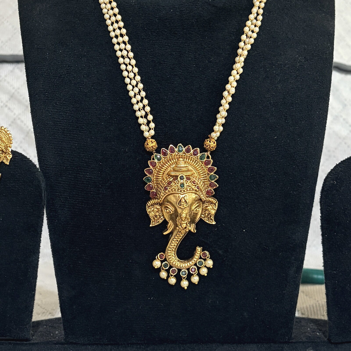 Ganpati Temple Jewellery close-up detail