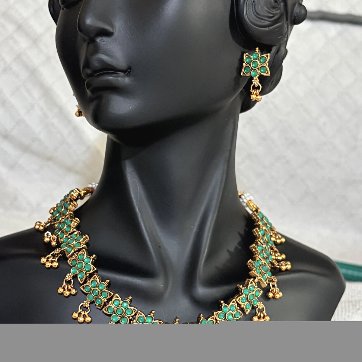 Copper Green Stone Jewellery close-up detail