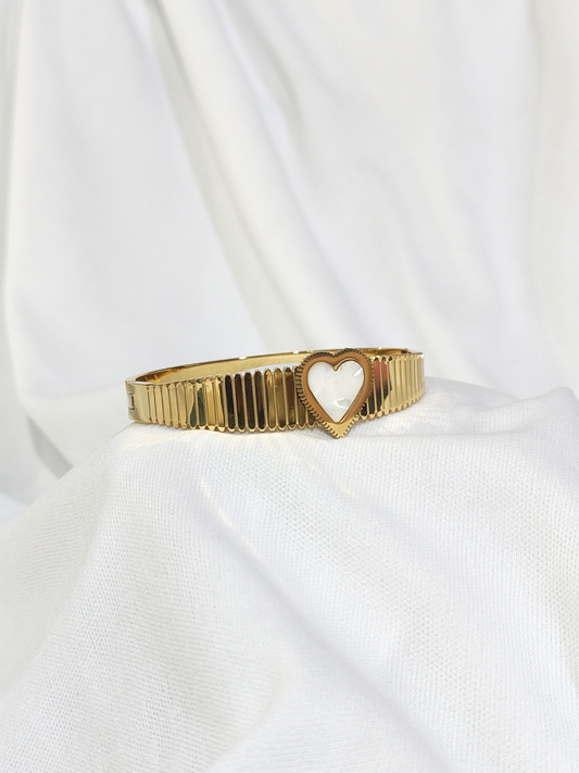 Anti tarnish gold finish heart bracelet with wide band for women