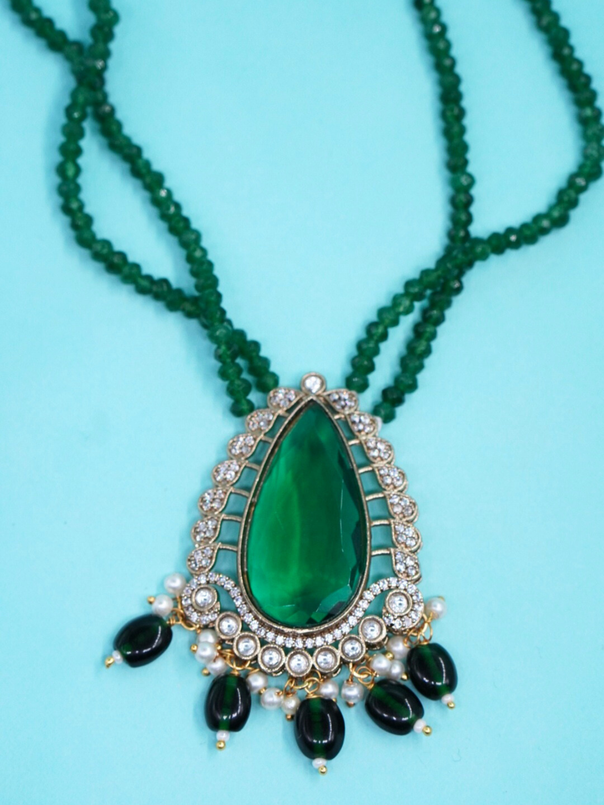 Green onyx long necklace