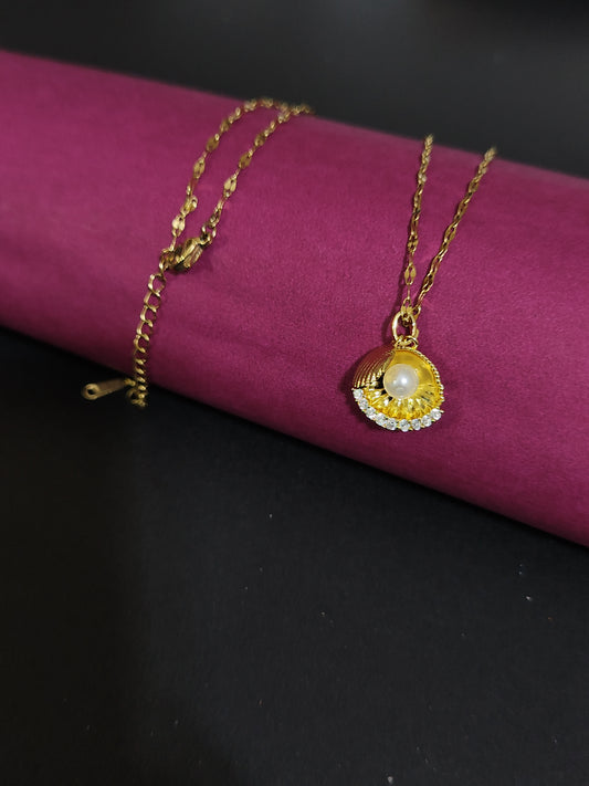 Anti-Tarnish Shell Pendant Necklace with Pearl and CZ Stones