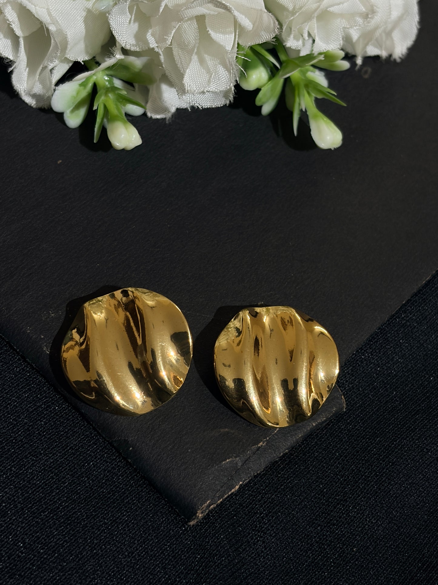 Round Korean stud Anti Tarnish earrings