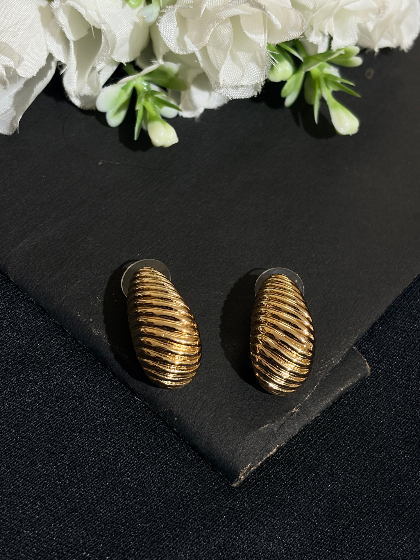 Crossiant style anti tarniish earings