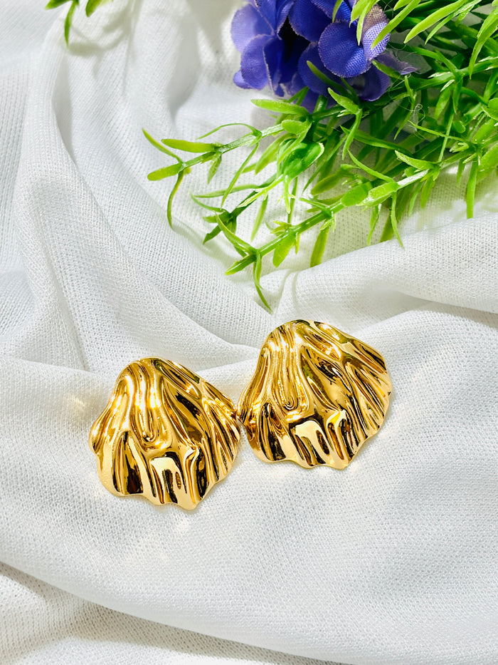 Anti Tarnish Clamshell Earrings