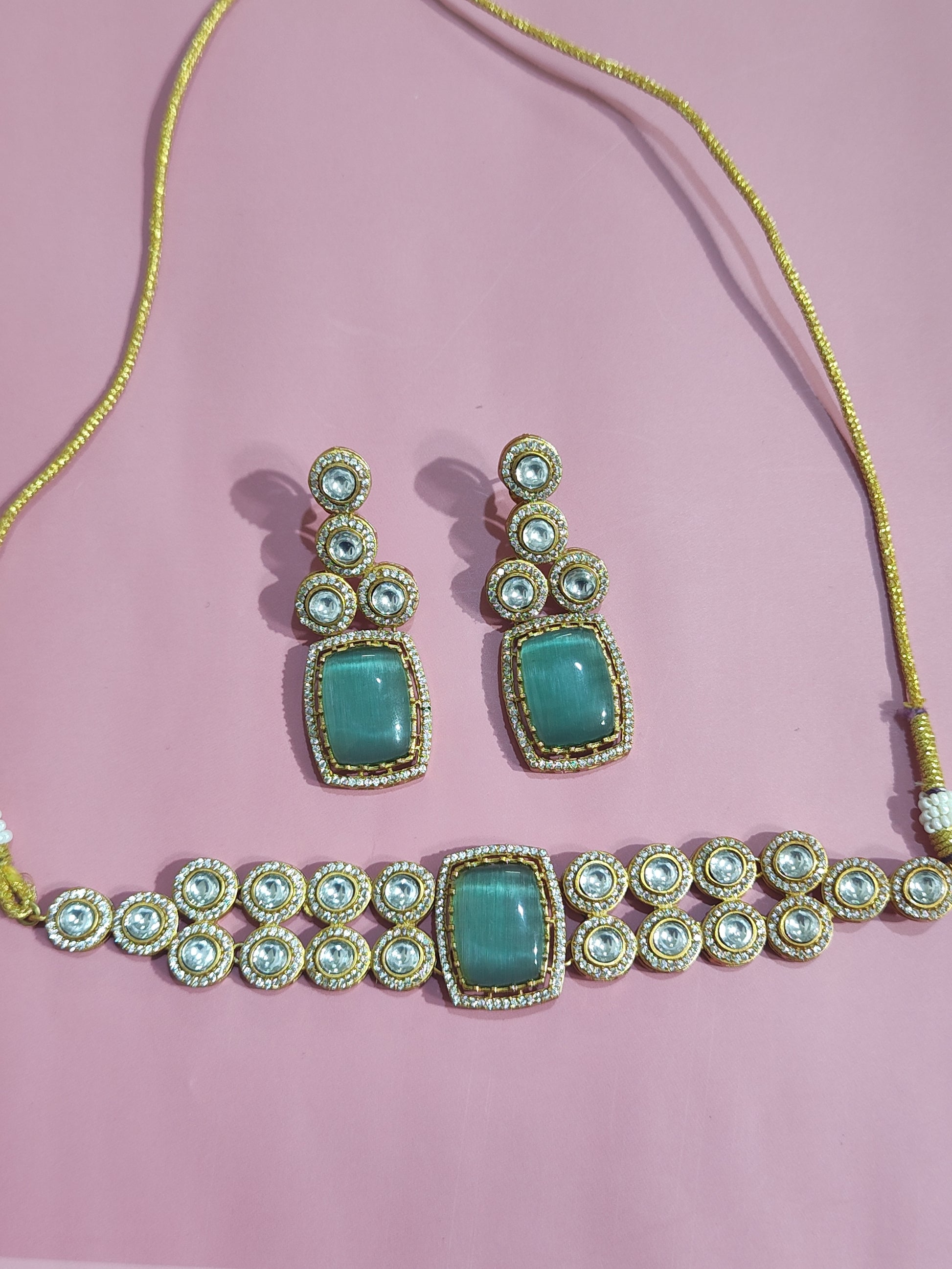 Kundan Choker Set with Green Monalisa Stone