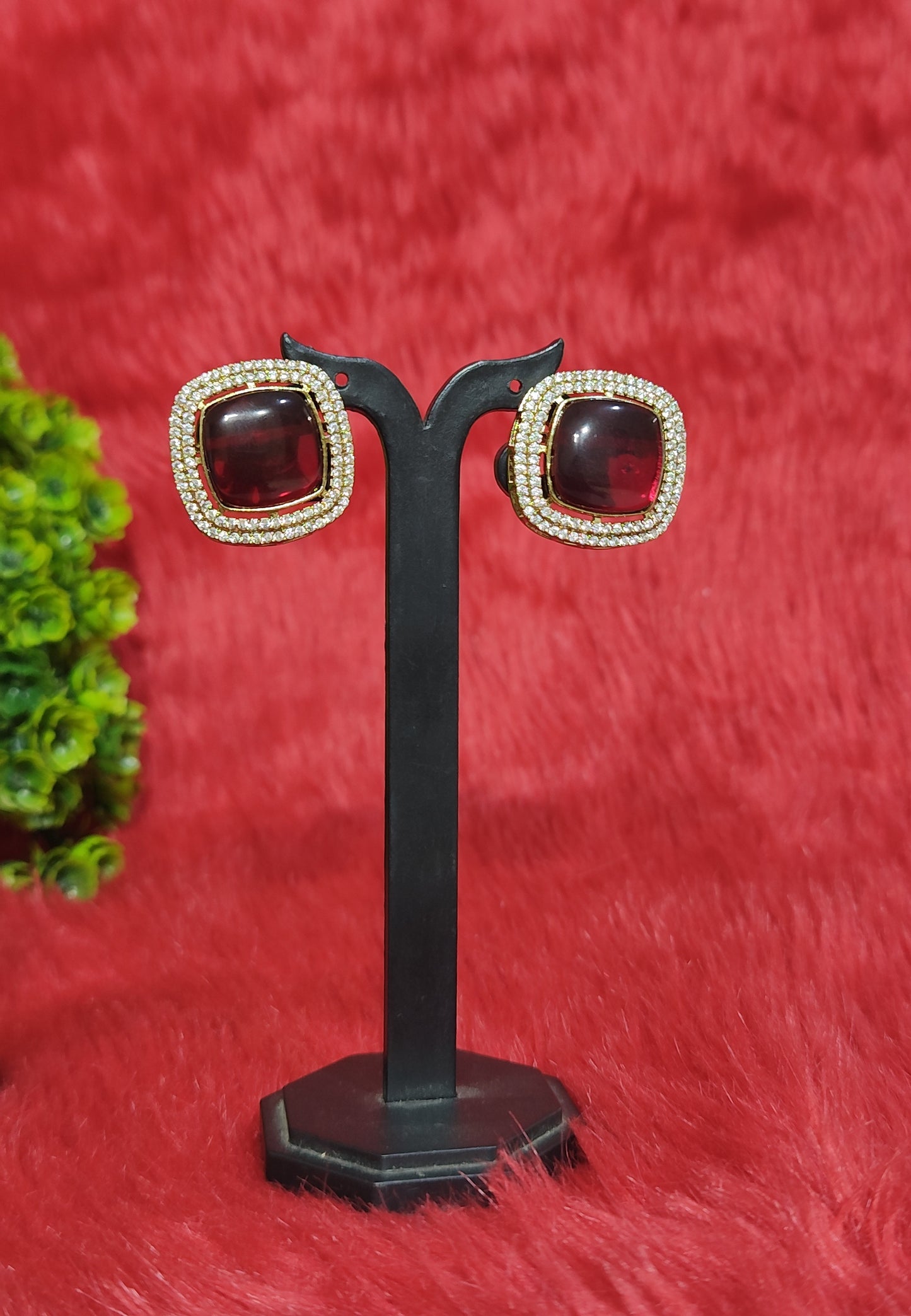 Kundan Earrings - Maroon Stone 