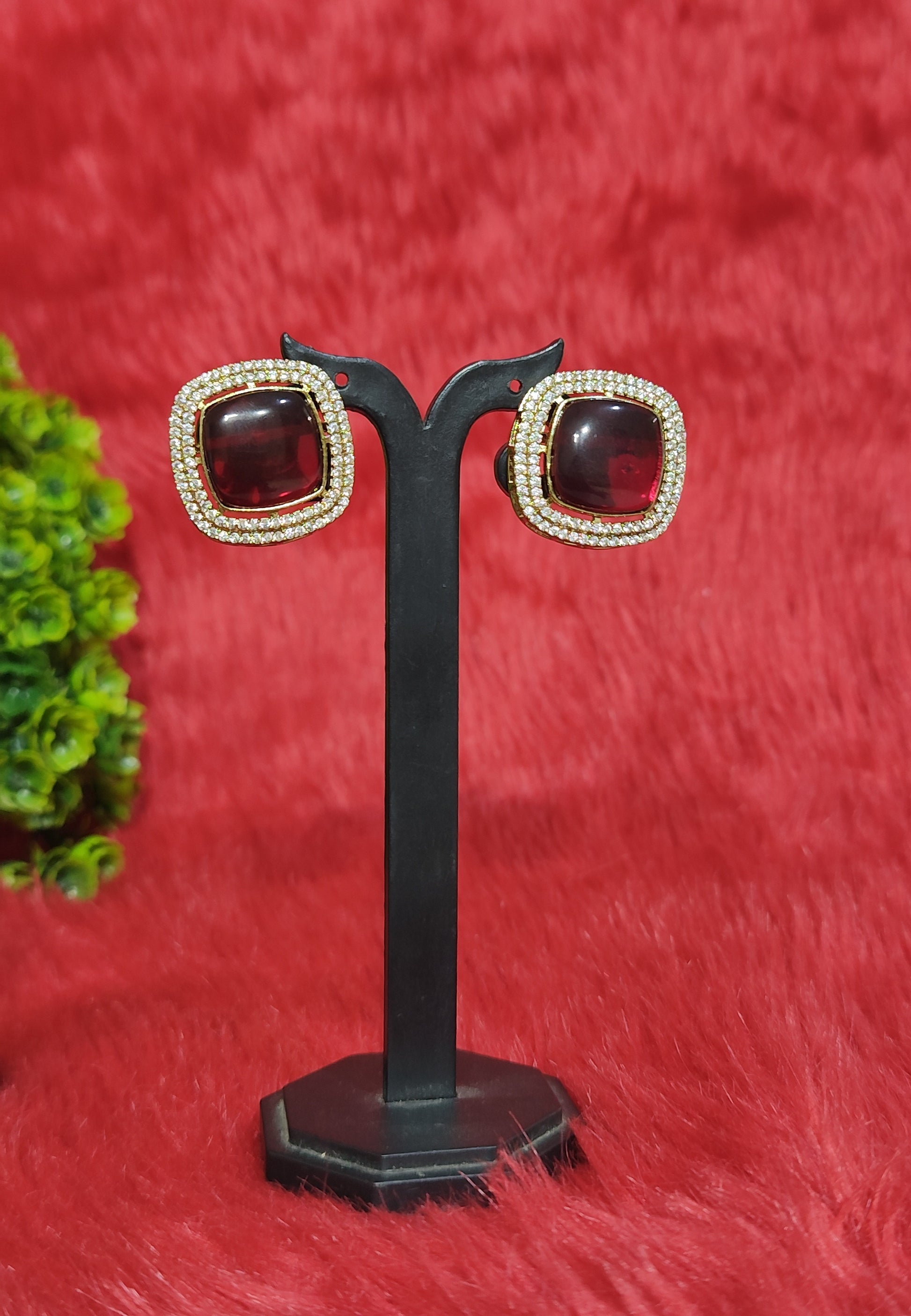 Kundan Earrings - Maroon Stone 