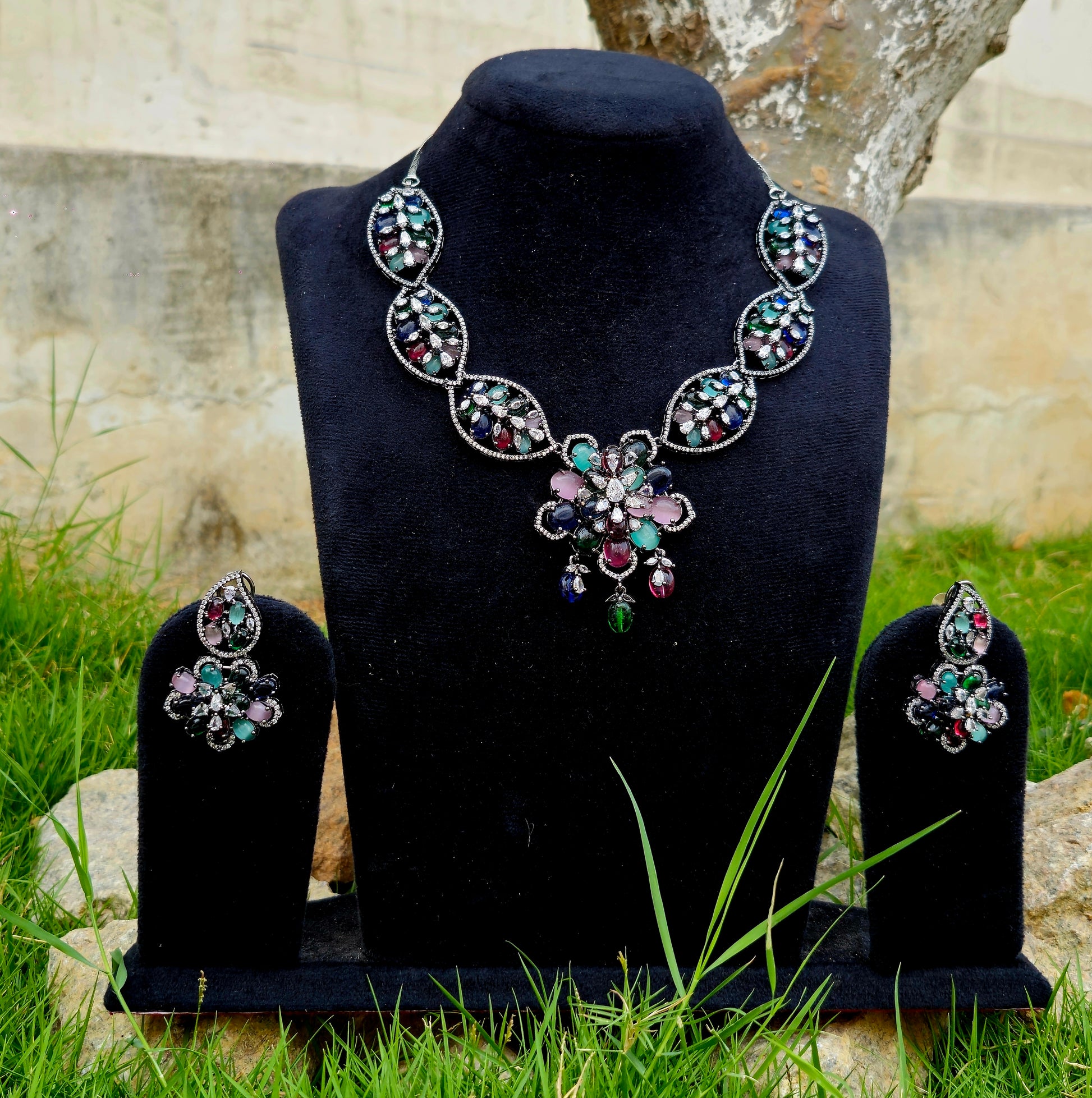 Multicolour Gemstone Floral Necklace Set