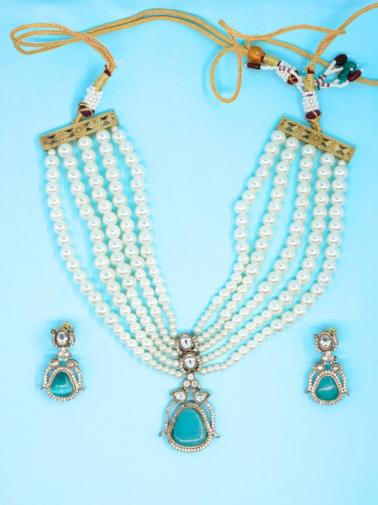 Pearl choker necklace with Monalisa stone pendant and earrings
