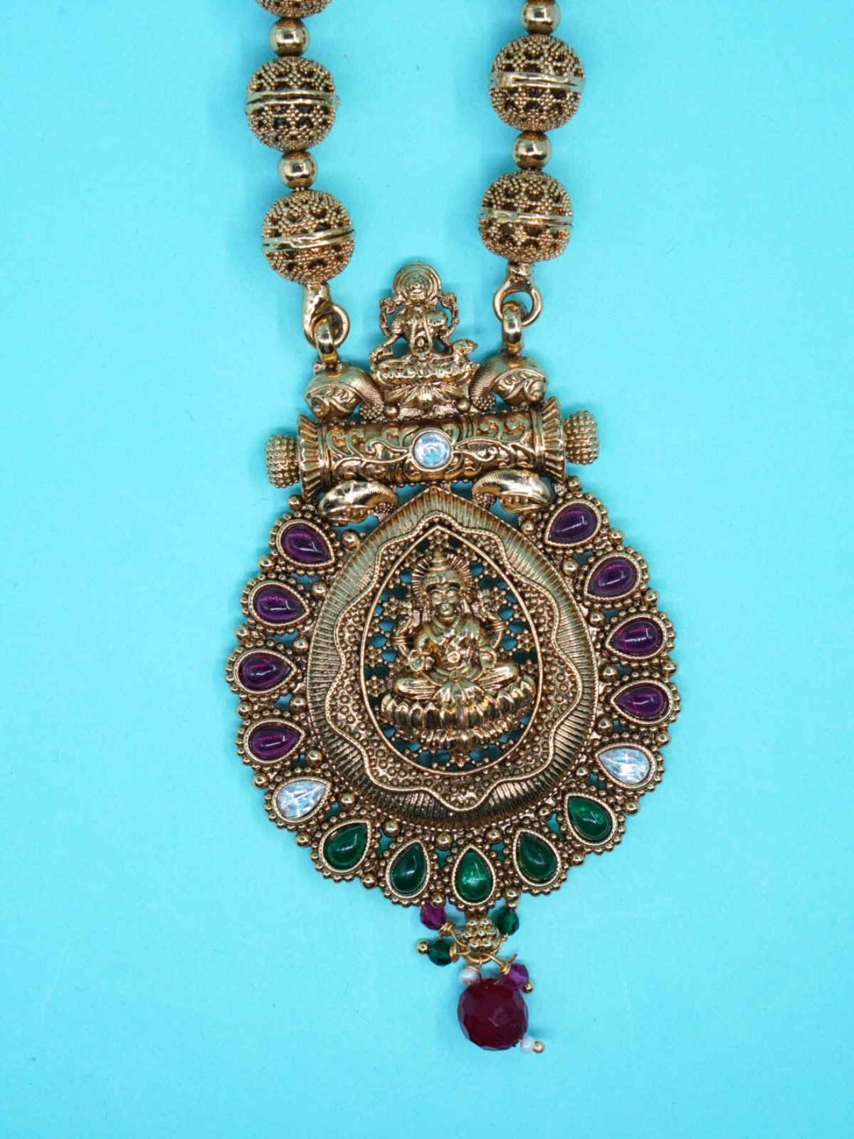Temple jewelry necklace set with Lakshmi pendant 