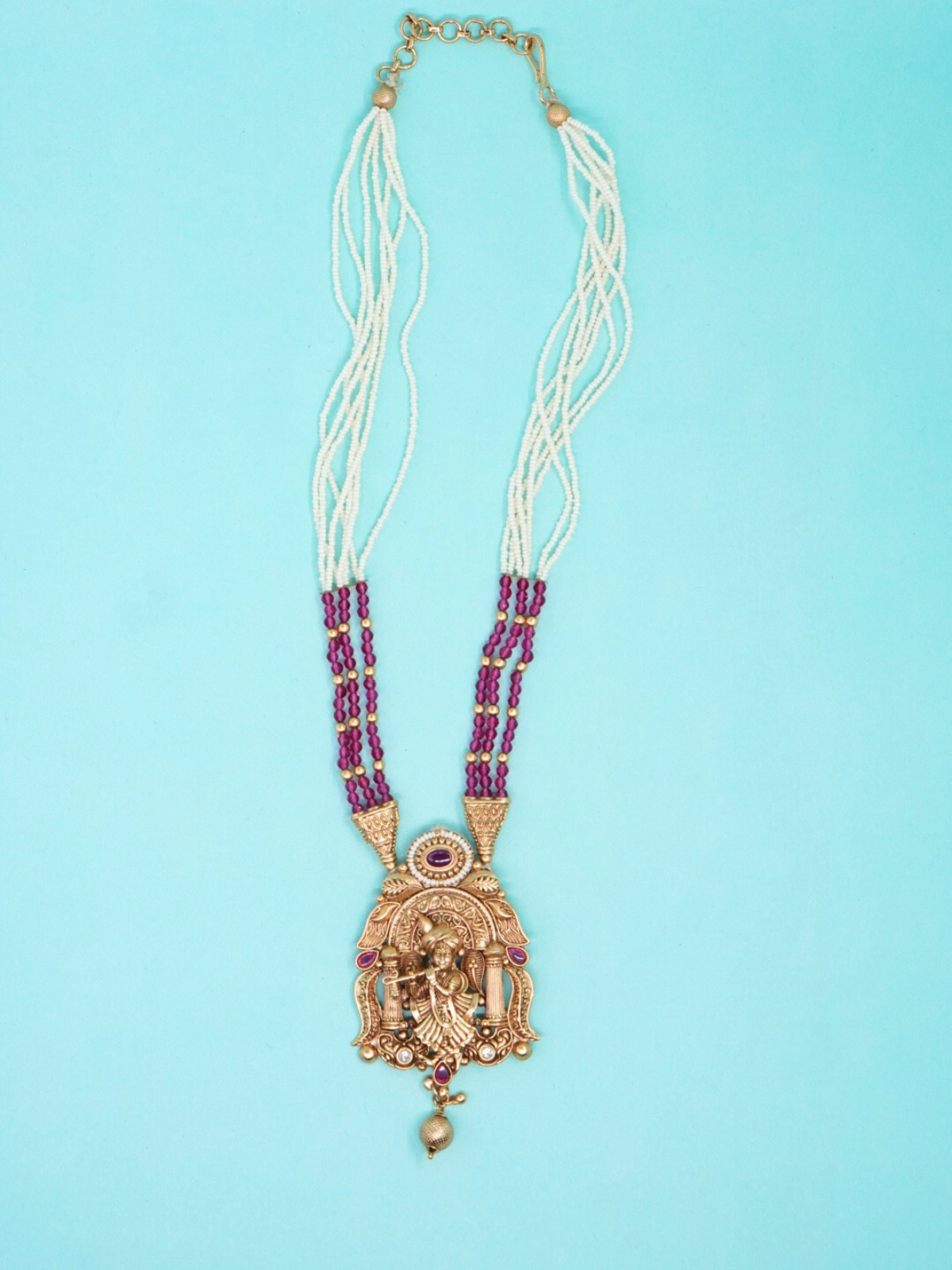 Temple necklace set with white and maroon beads, Krishna pendant top view