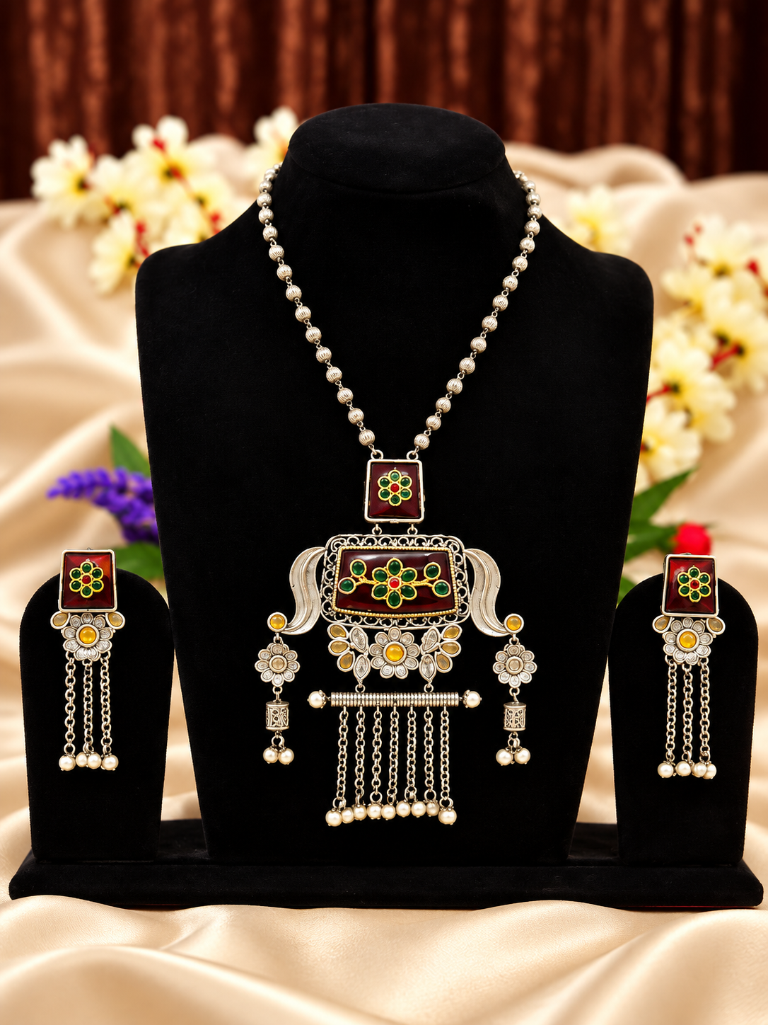 Oxidised silver replica red green square medallion necklace set with matching earrings
