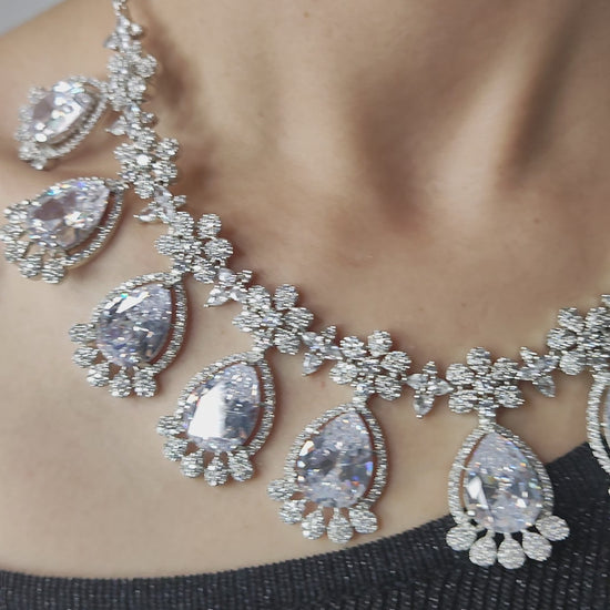 Brilliant Pear-Shaped American Diamond Teardrop Necklace Set