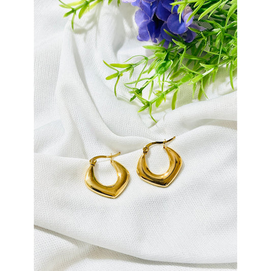 U Shaped Hoop Anti Tarnish Earings