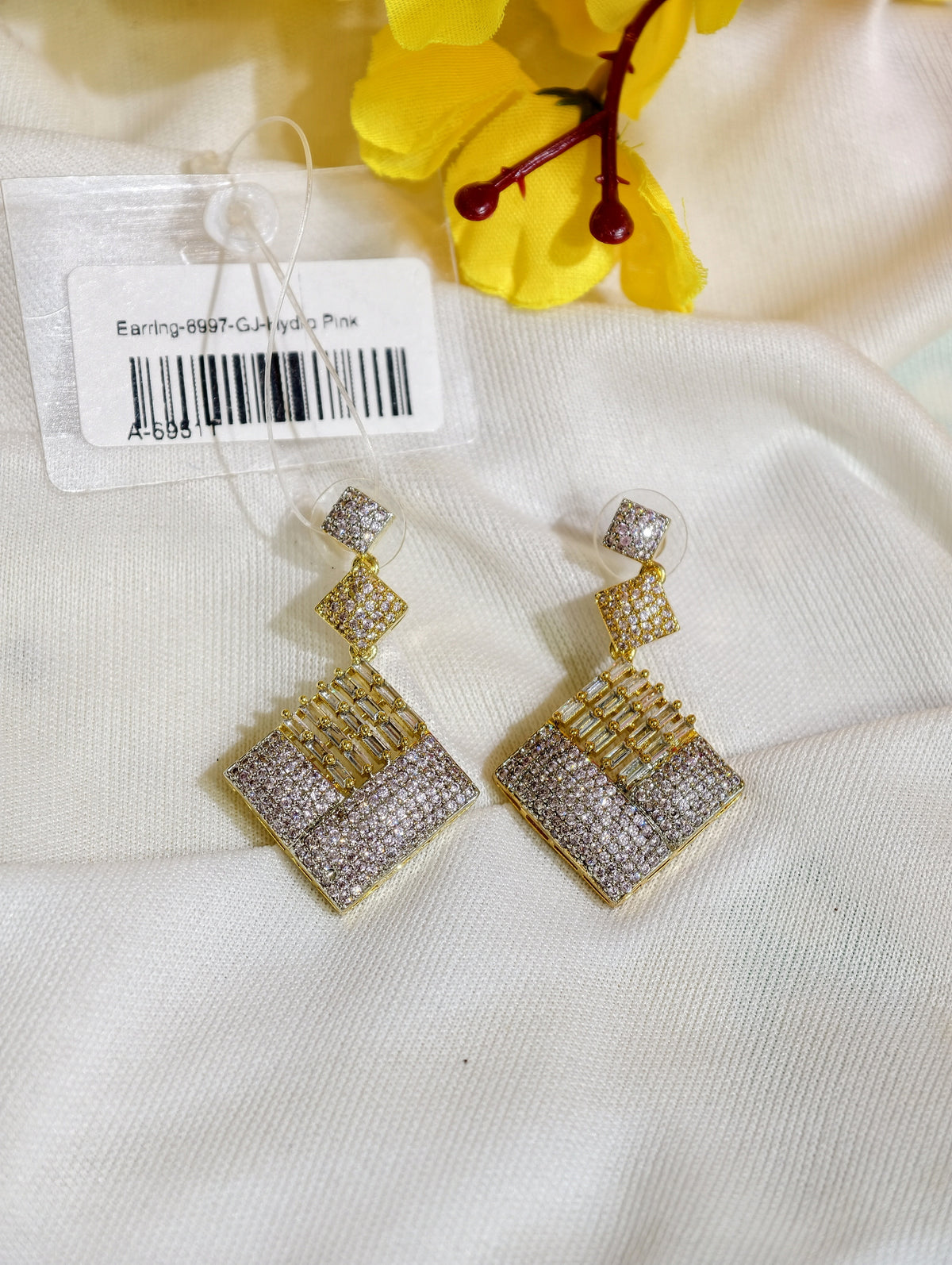 Original product view of White Nano Setting AD Diamond-Shaped Drop Earrings